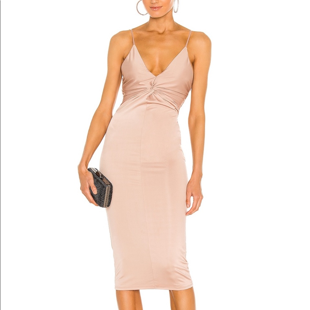 Brand new ✨ x REVOLVE Kinsley Satin Midi Dress - champagne blush taupe (small)